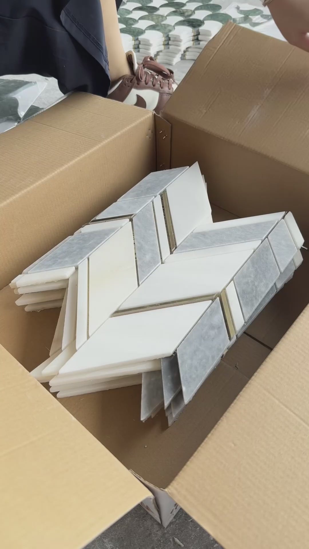 Grå marmor mosaik parallellogram